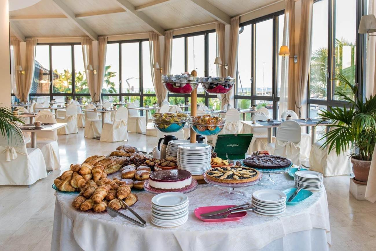 Elegance Boutique Suites Valverde  Bagian luar foto